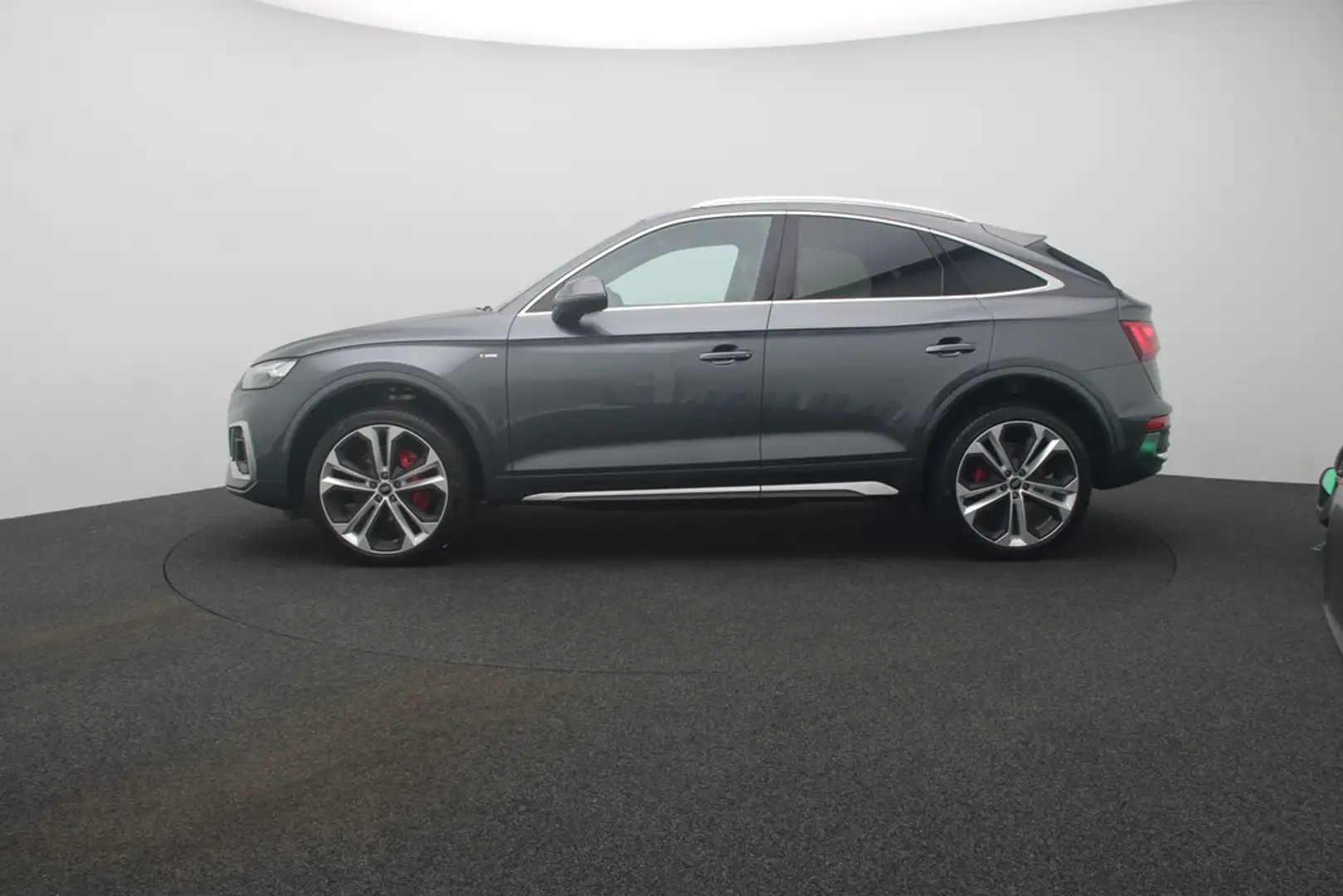 Audi Q5 Sportback 40 TFSI quattro S line LED Navi AHK Grau - 2