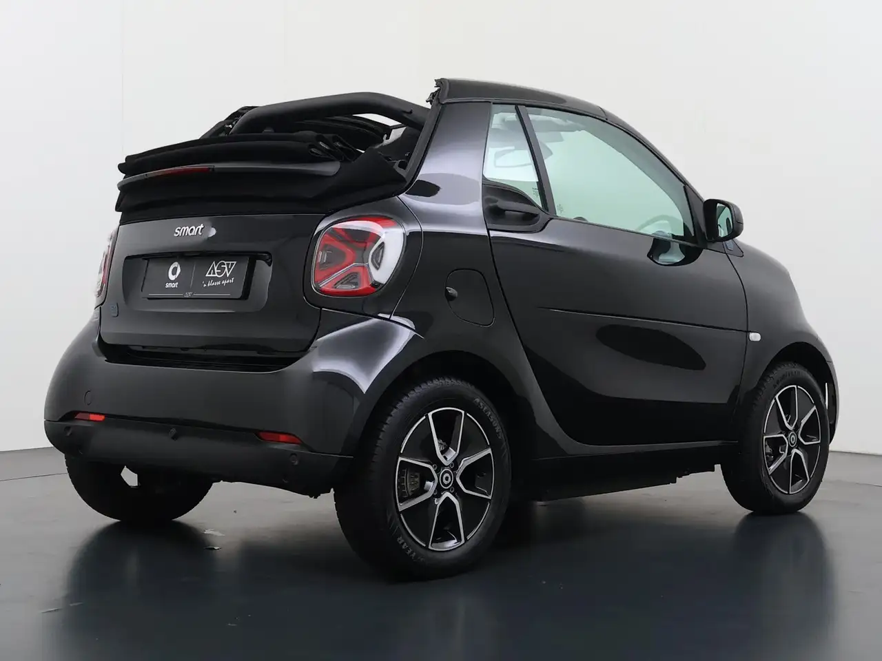smart forTwo 2024 — фото 9