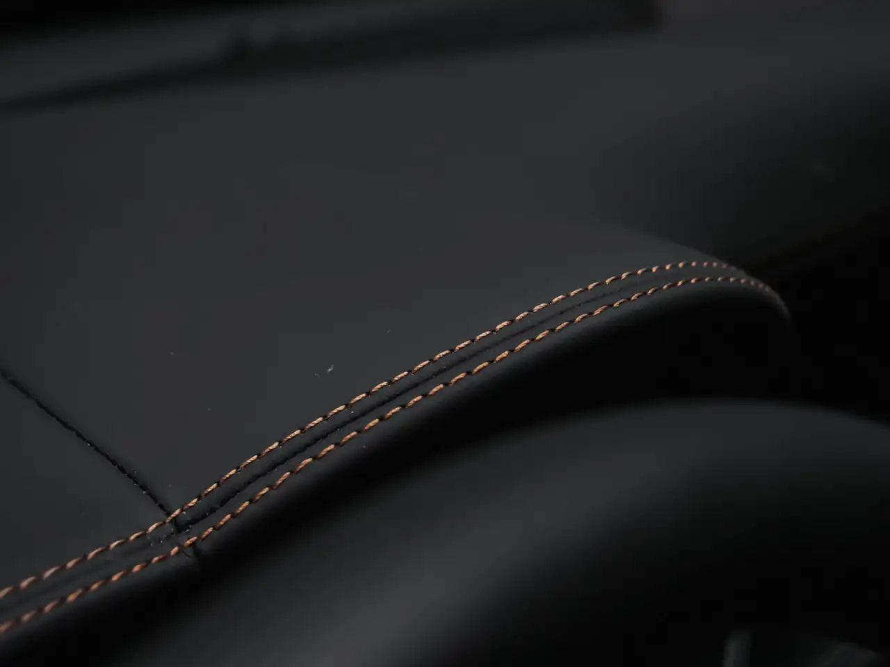 Alfa Romeo Stelvio снимка Alfa Romeo Stelvio