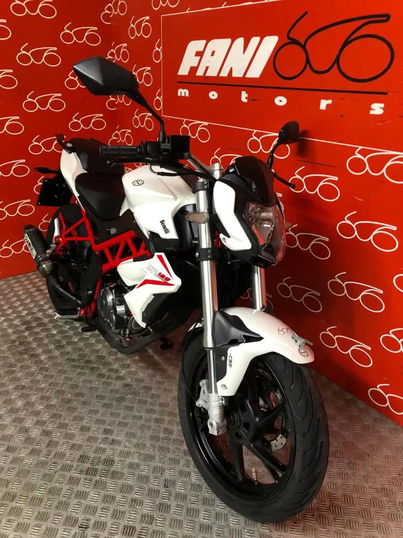 Benelli BN 125 - Alb - 2