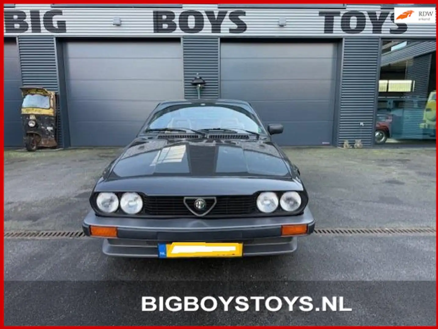 Alfa Romeo GTV 2.0 Grau - 1