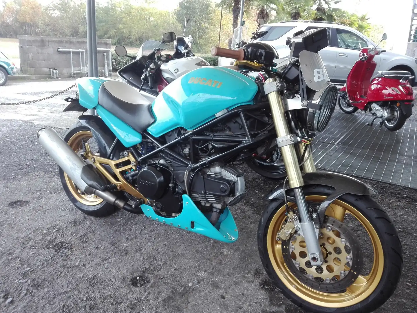 Ducati Monster 600 Dark Blauw - 1