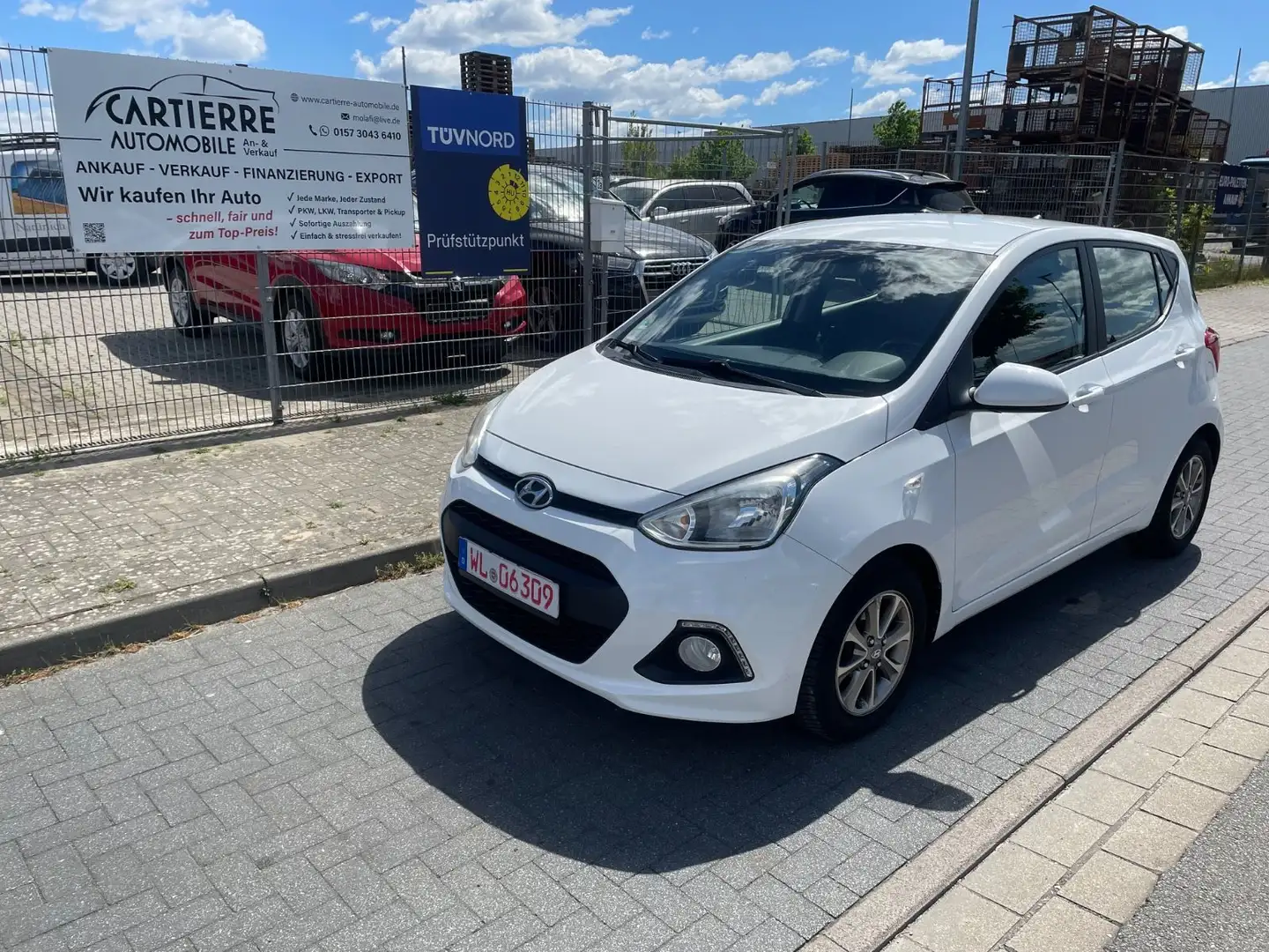 Hyundai i10 Trend*2.HAND*EURO6*KLIMA*PDC*2xSHZ*TEMPOMAT* Blanc - 1