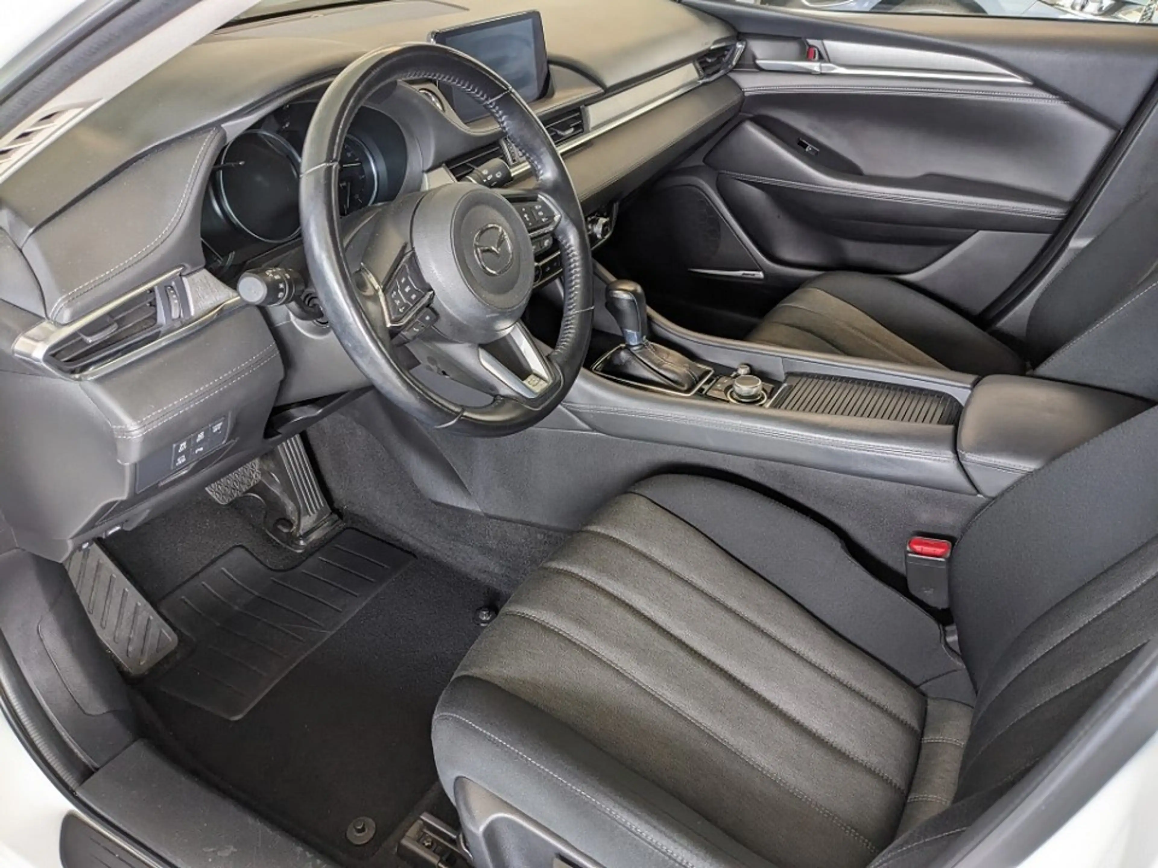 Mazda 6 Kombi 2.5l Sports-Line AHK Bose 360° Matrix-LED — photo 12
