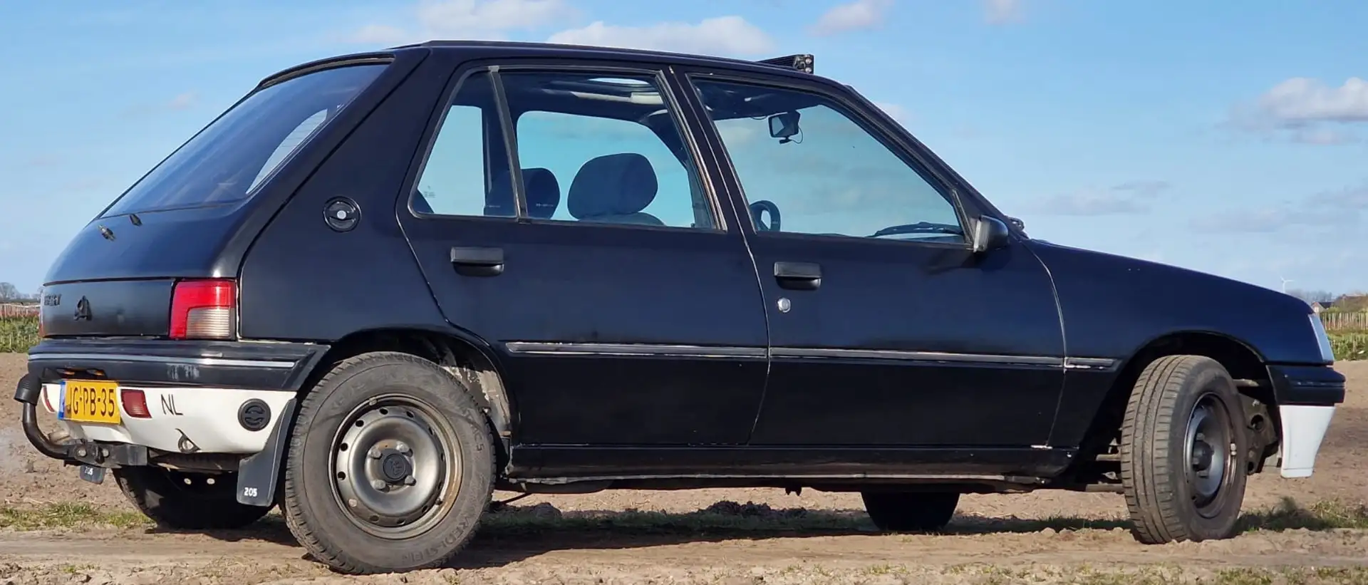 Peugeot 205 205 Forever LPG Negro - 1