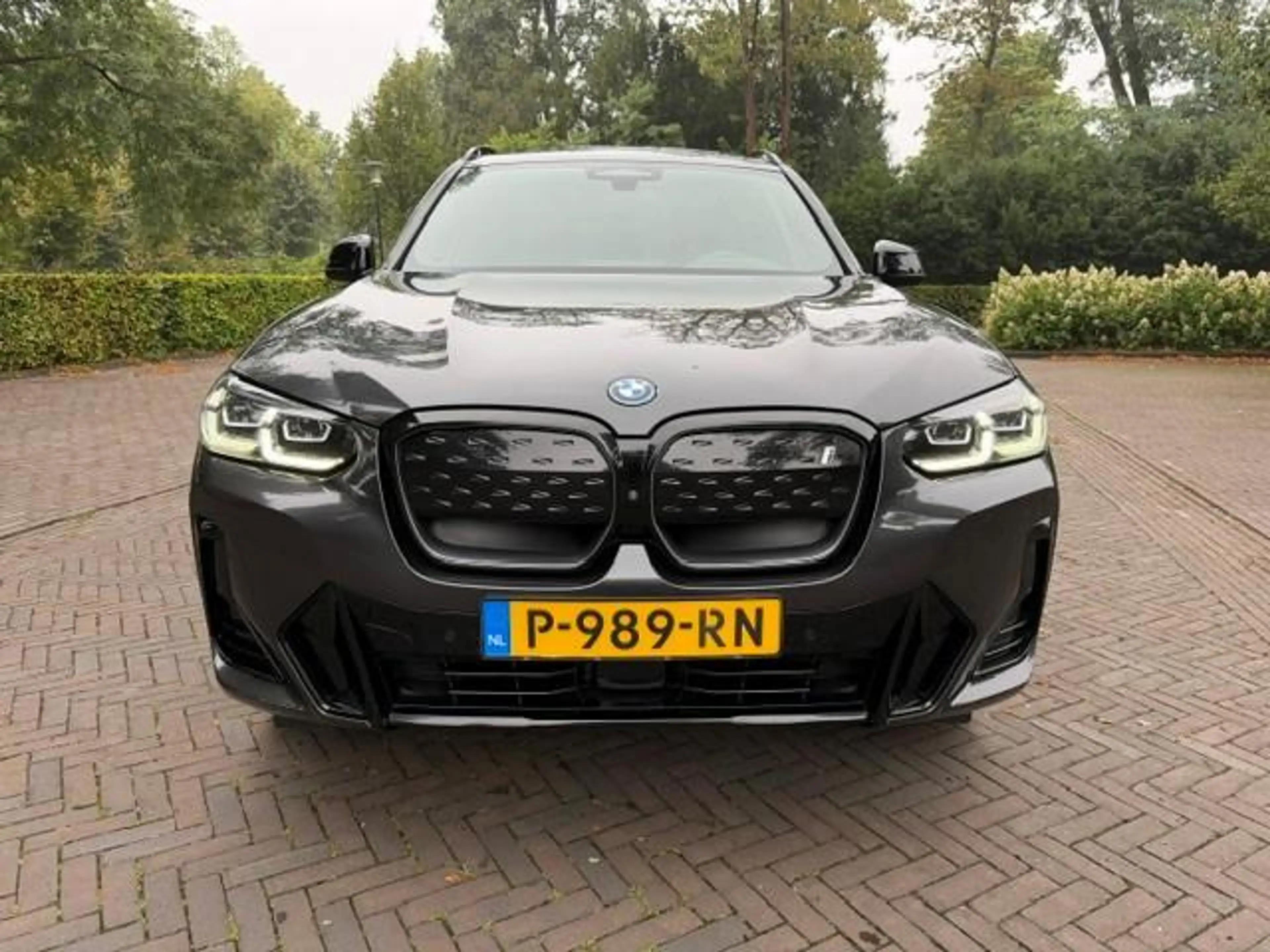 BMW iX3 High Executive 80kWh M-Pakket SOH 100% Pano/Trekha — photo 2