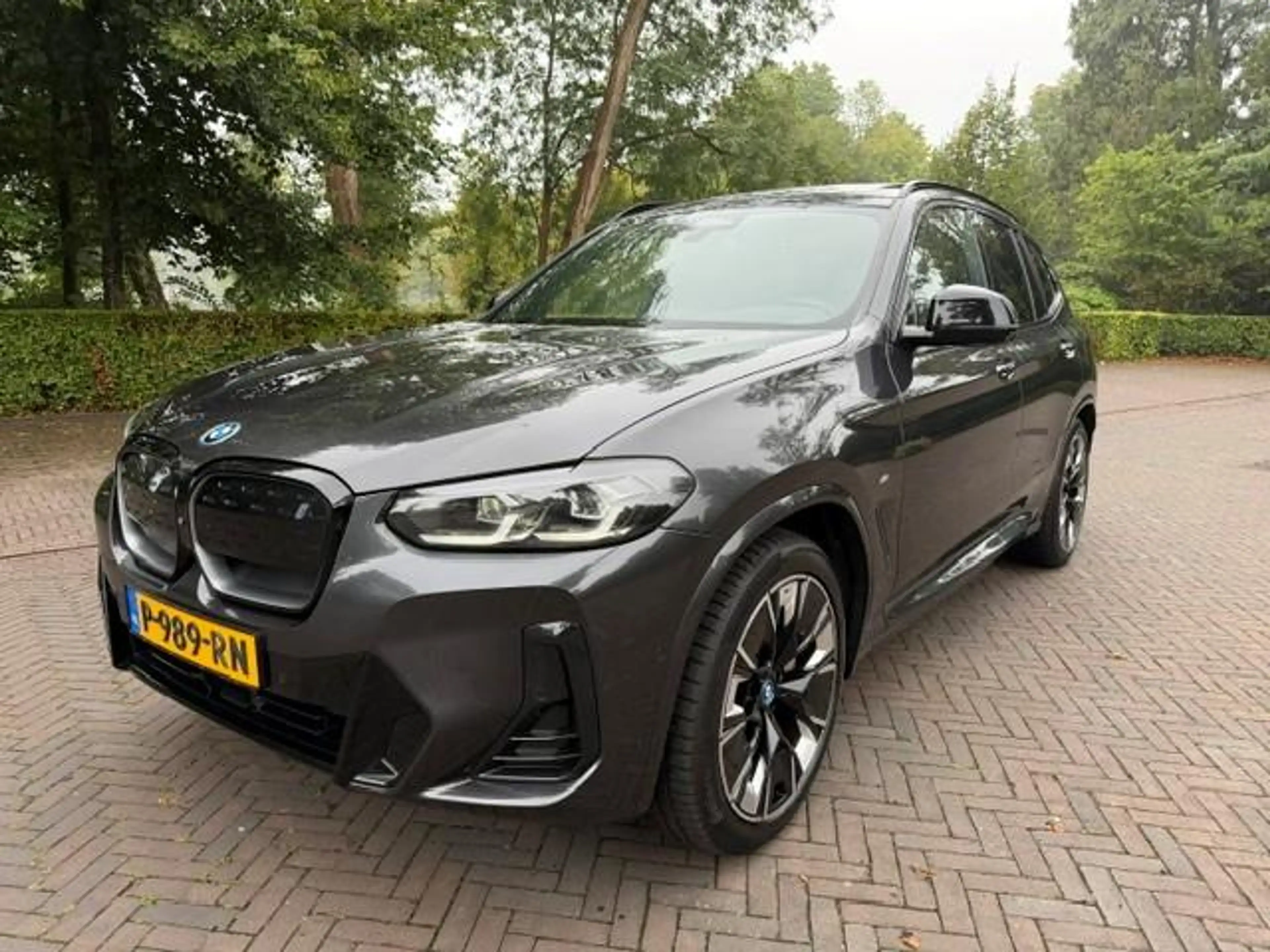 BMW iX3 High Executive 80kWh M-Pakket SOH 100% Pano/Trekha