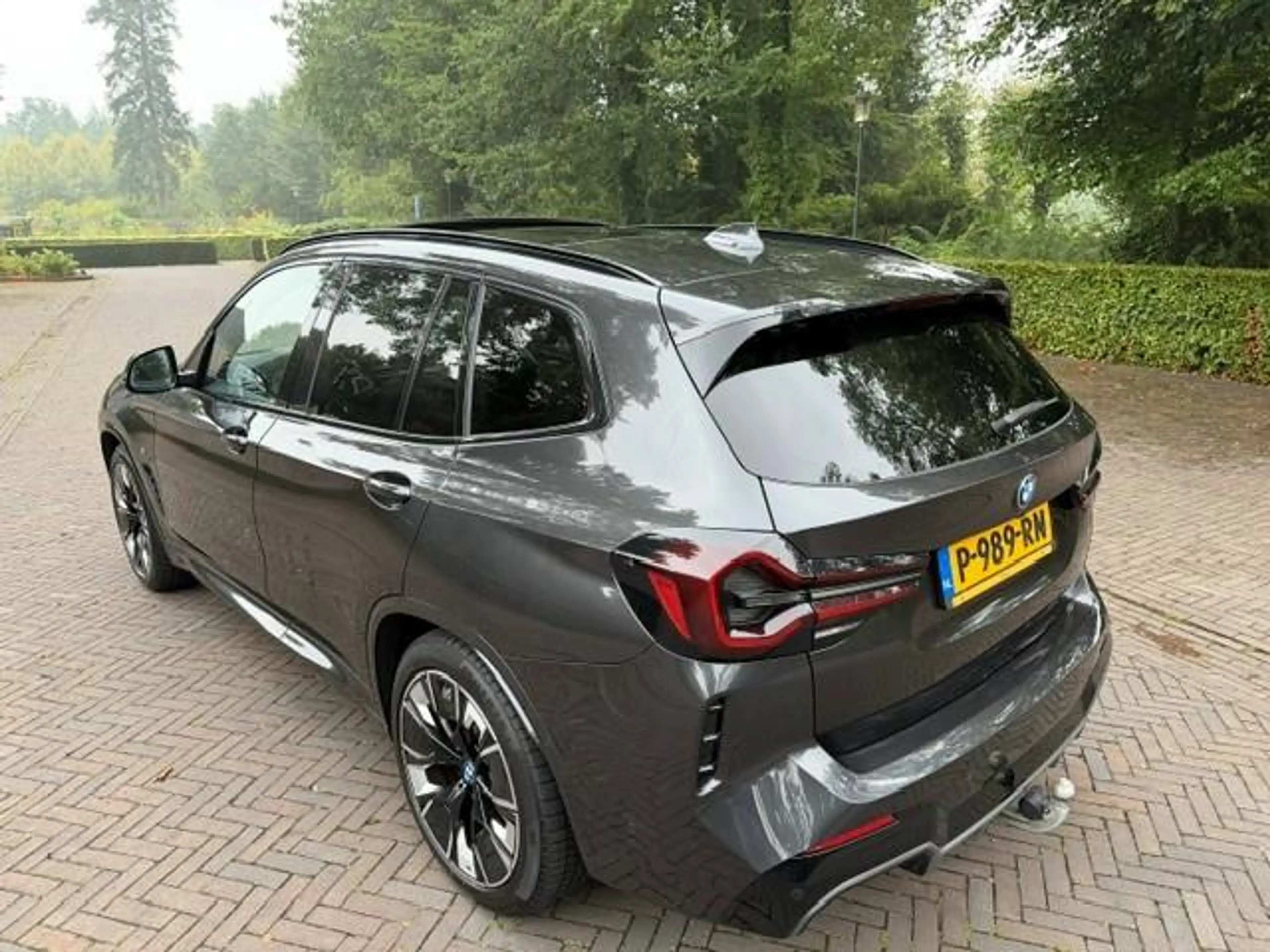 BMW iX3 High Executive 80kWh M-Pakket SOH 100% Pano/Trekha — photo 4
