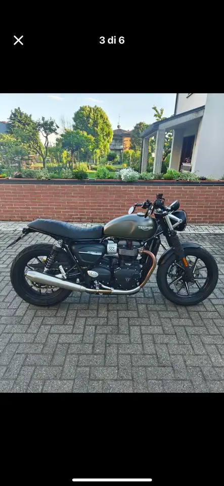 Triumph Street Twin