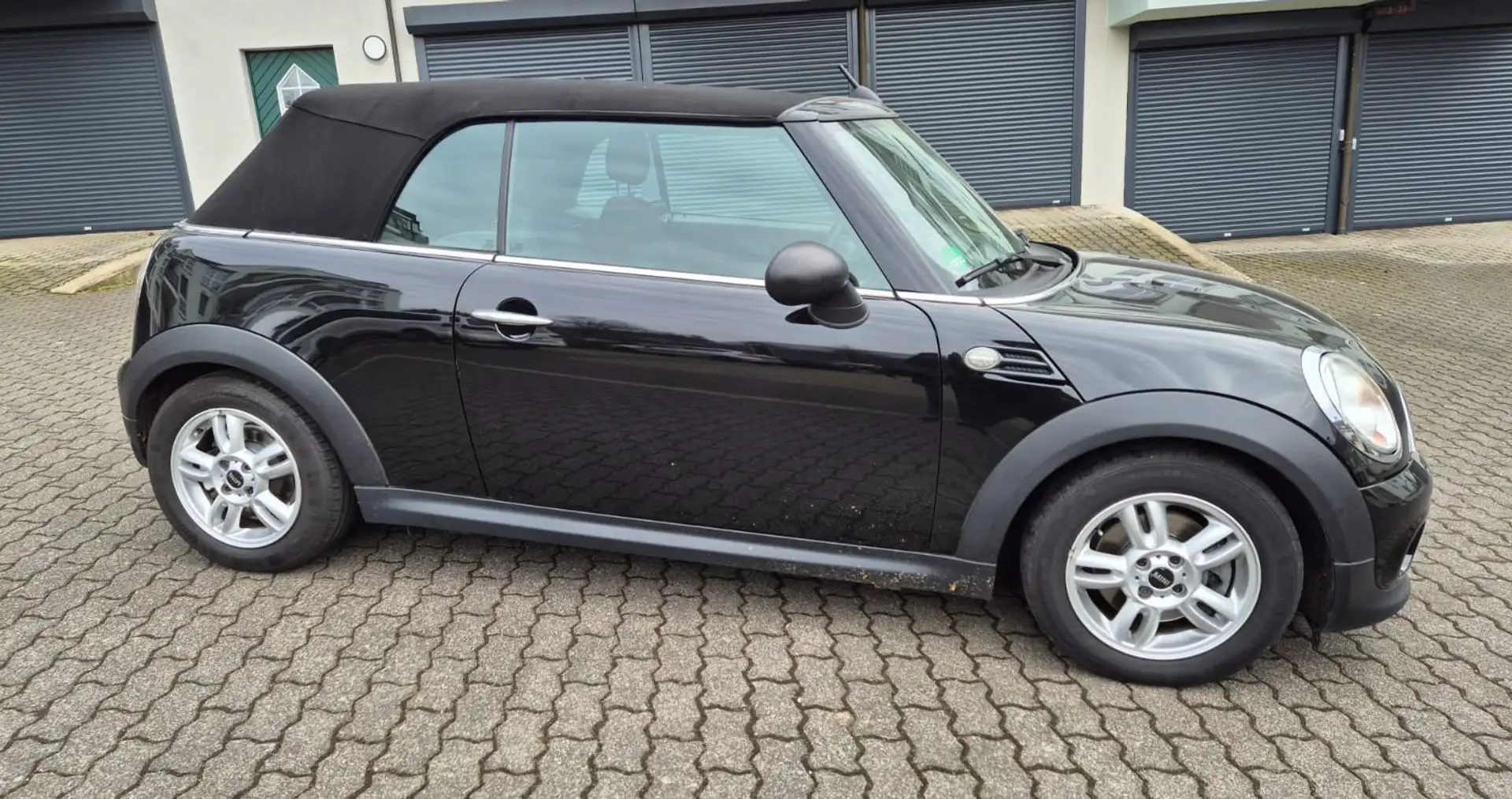 MINI One Cabrio Klima - nur 45.454 km – E-Verdeck – Top gepflegt Fekete - 2