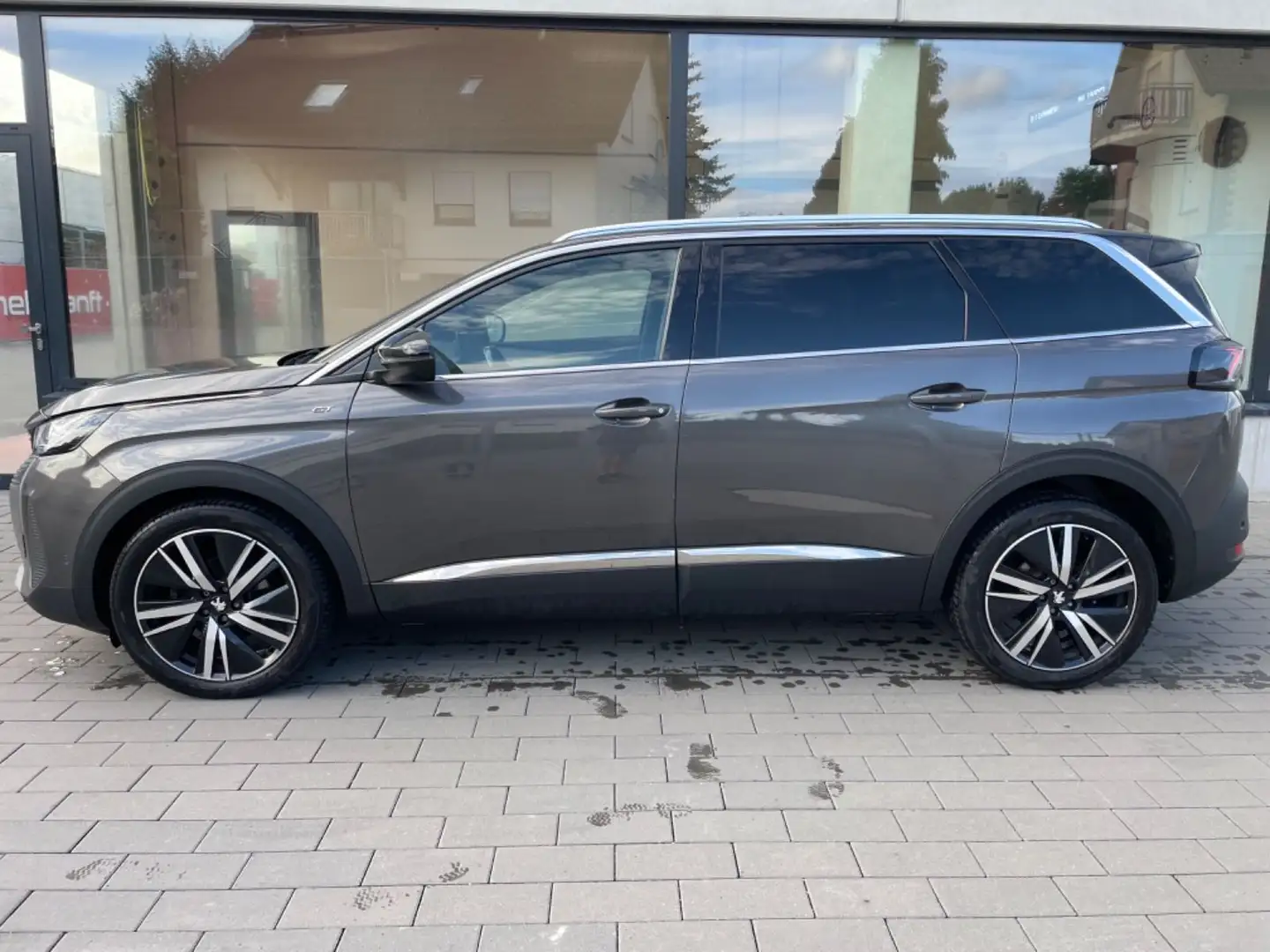 Peugeot 5008 GT Line FACELIFT Aut. LED AHK Keyless Spur Gris - 2