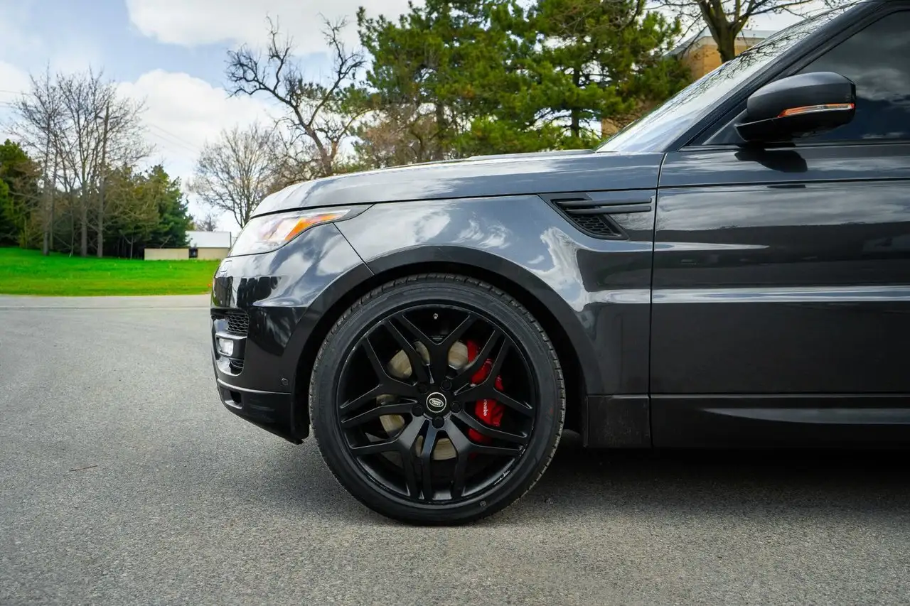 Land Rover Range Rover Sport снимка Land Rover Range Rover Sport