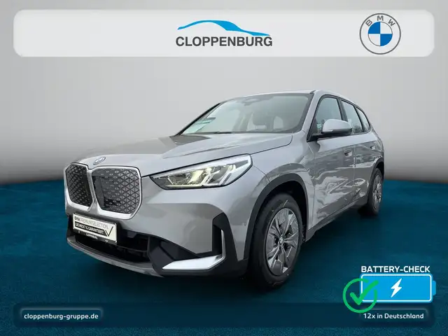 BMW iX1 xDrive30 SHZ+HiFi+Ambi+Sportf+BT+S/S-AT+ZV