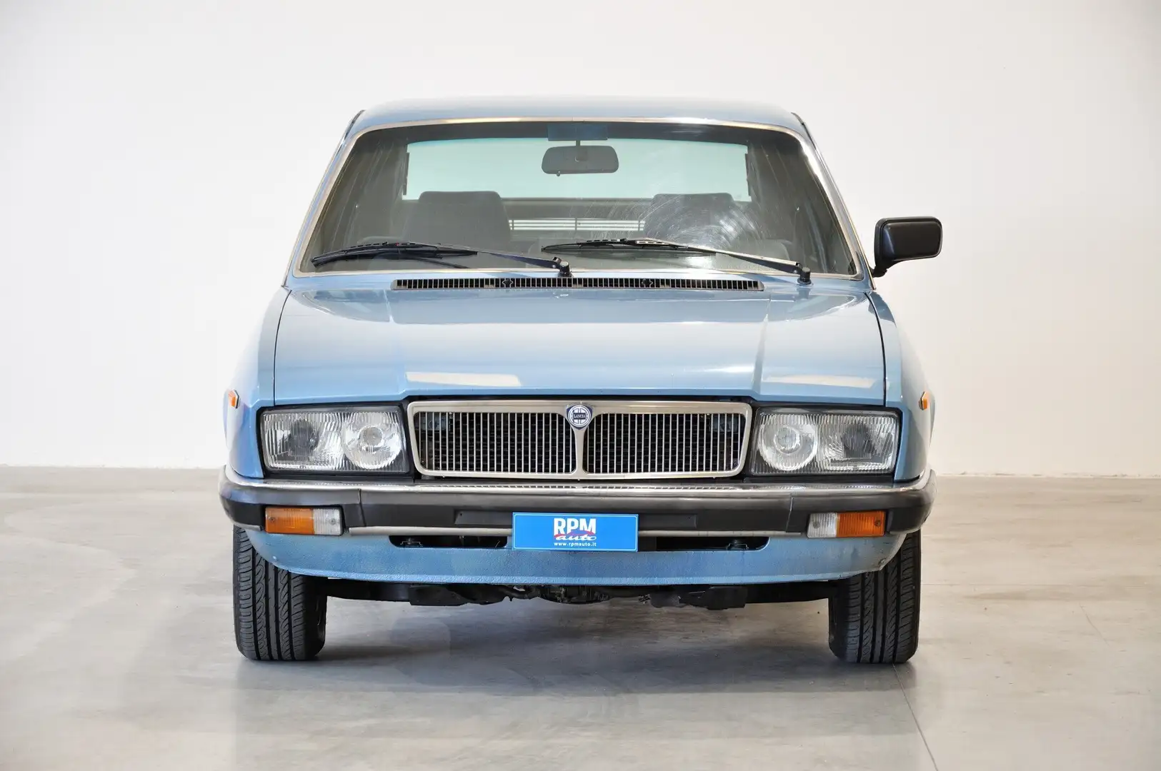 Lancia Gamma 2.0 Blau - 2