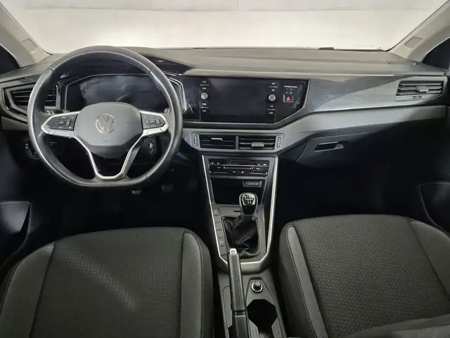 Volkswagen Polo view 7