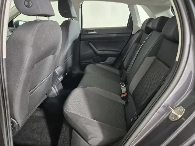 Volkswagen Polo view 6