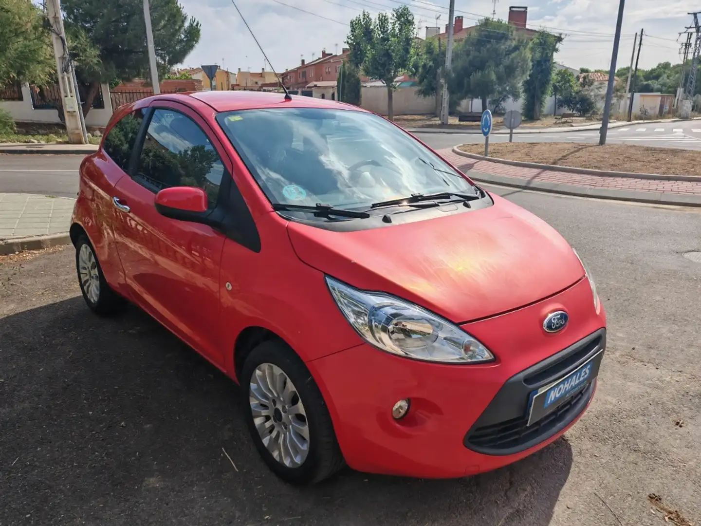 Ford Ka/Ka+ 1.20 Auto-S&S Black & White Edition Rojo - 2