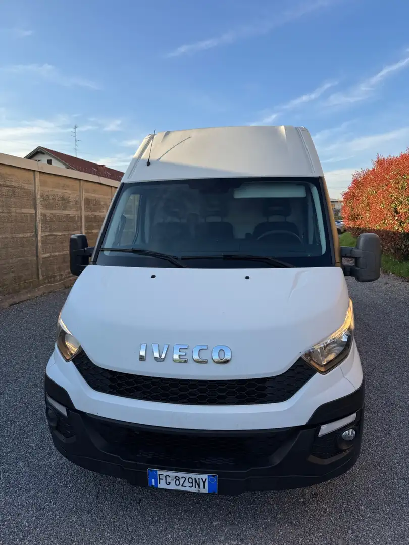 Iveco Daily 35S13A8V 2.3 HPT PM-TM Furgone Hi-Matic Blanco - 2