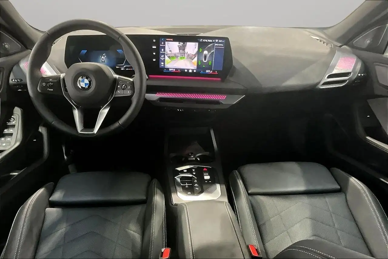 BMW 2 Series снимка BMW 2 Series
