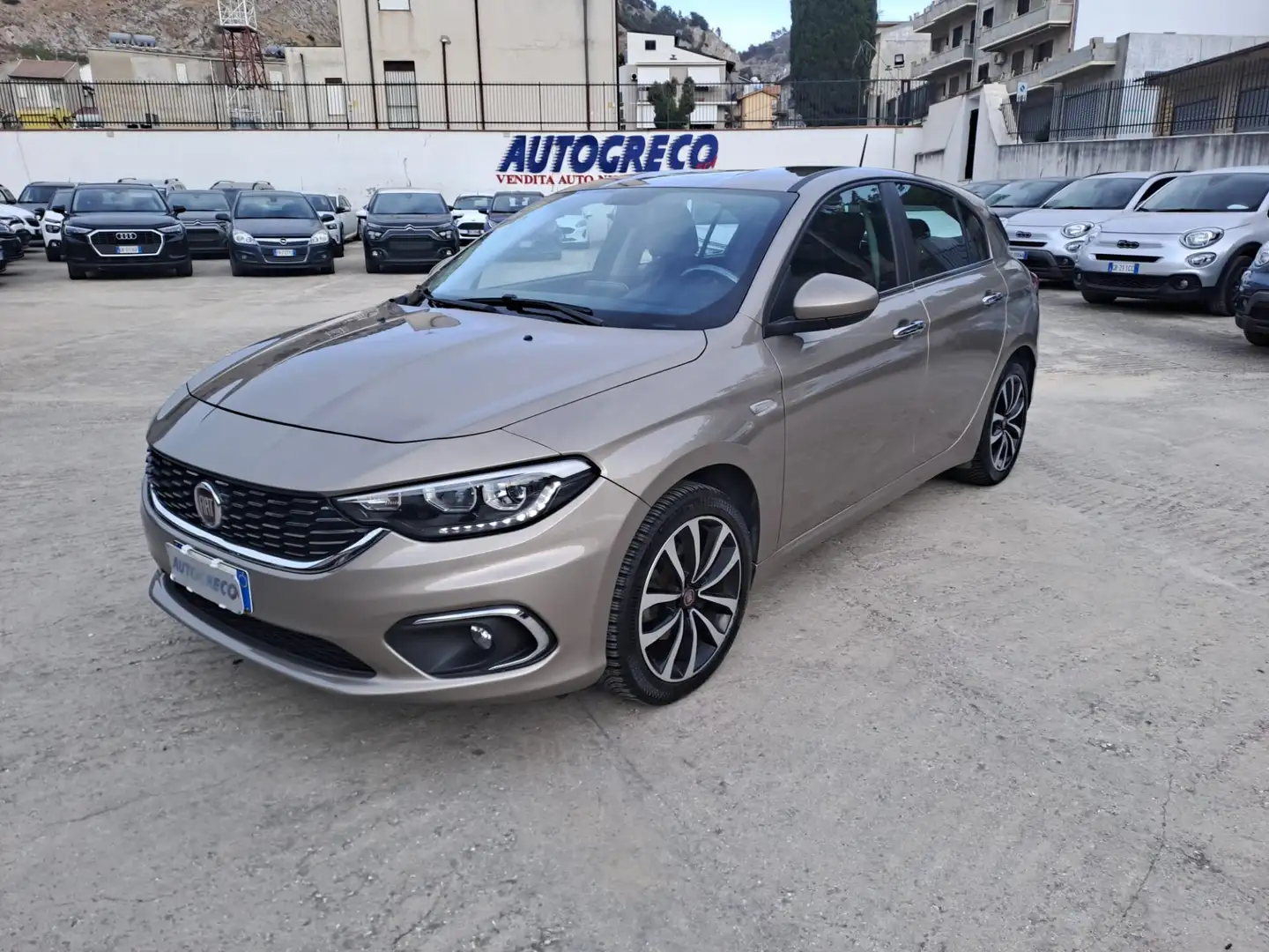 Fiat Tipo Tipo 1.6 Mjt S&S 5 porte Easy Business Bronzo - 1
