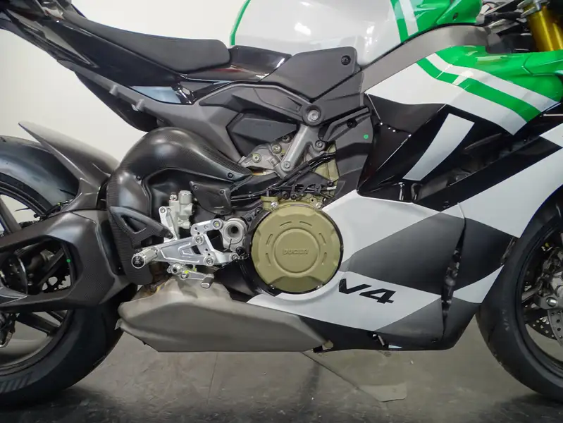 Ducati Panigale V4 - foto 6
