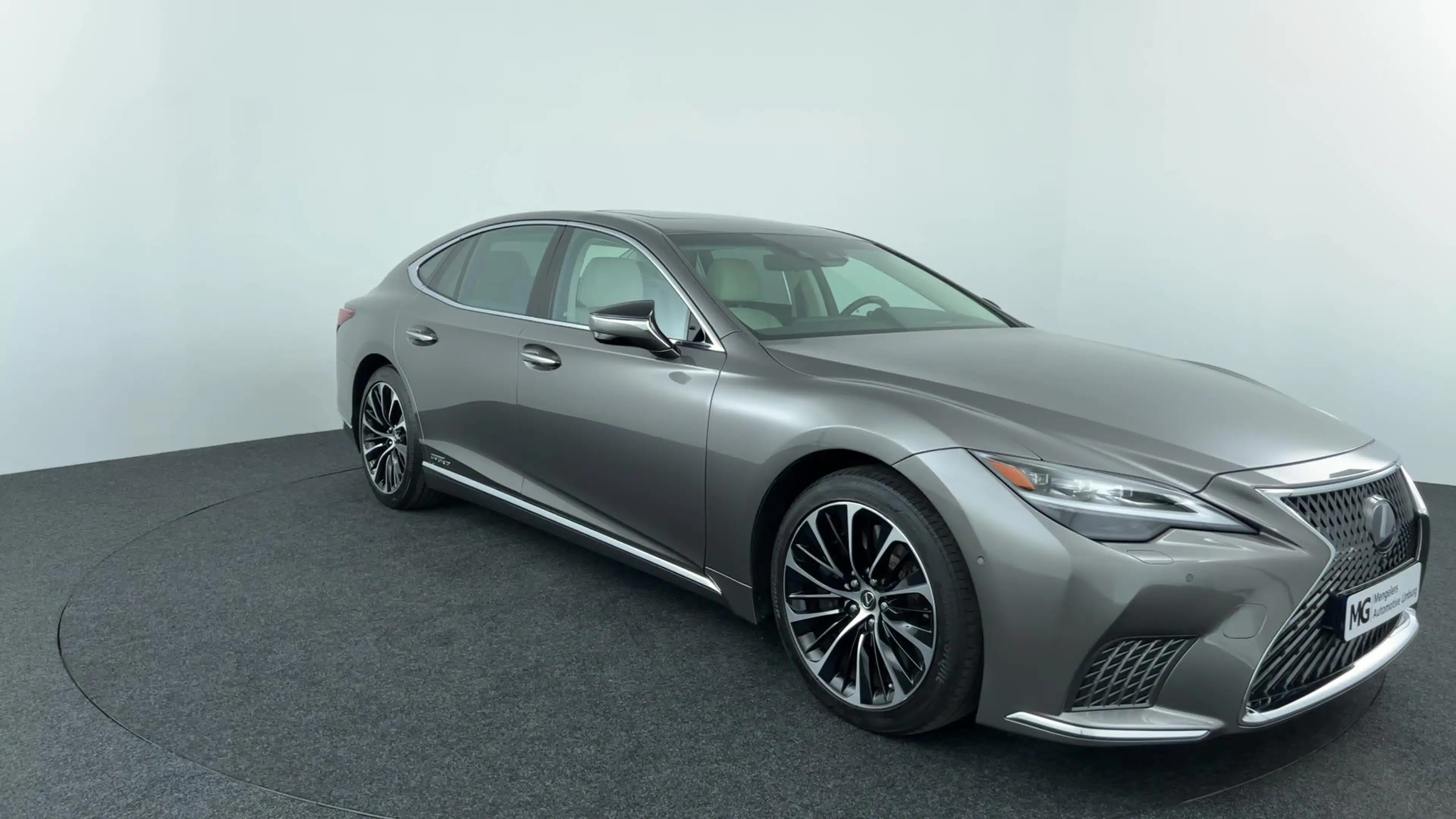 Lexus LS 500 500h AWD President Line — photo 7