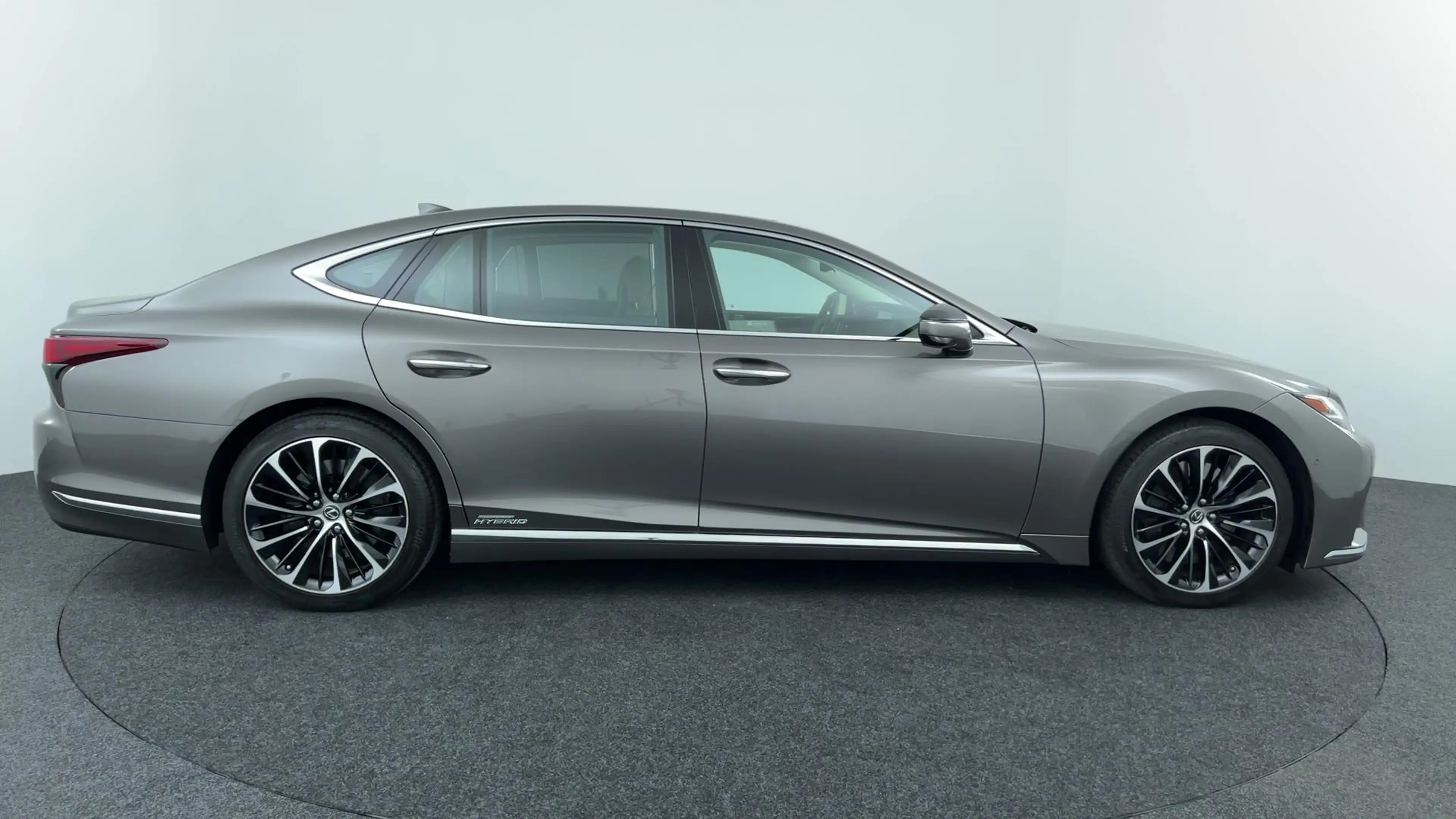 Lexus LS 500 500h AWD President Line — photo 6