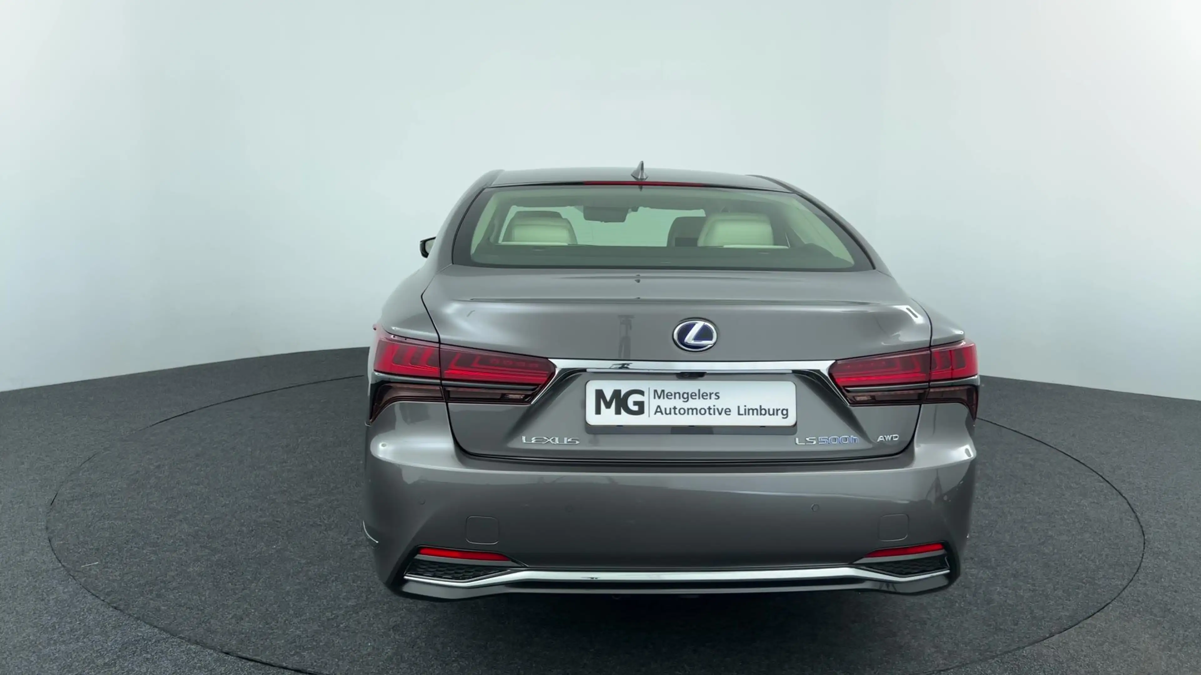 Lexus LS 500 500h AWD President Line — photo 4