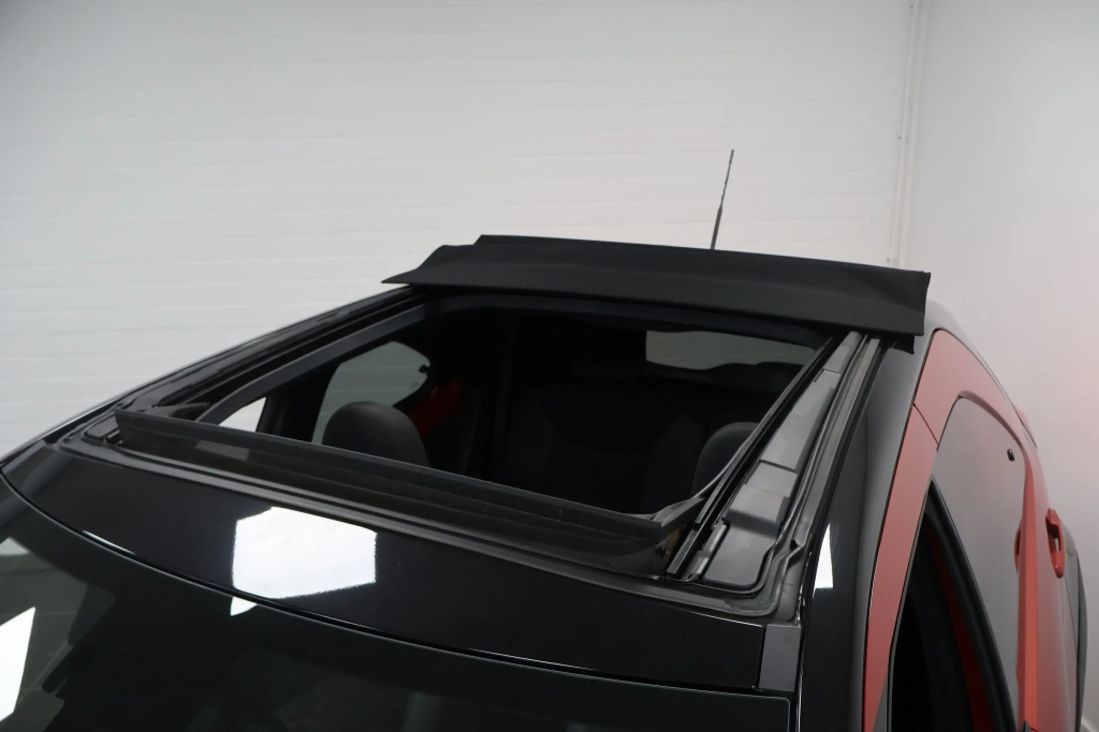 Toyota Aygo X 1.0 VVT-i AUT Premium | Open Dak | Cabrio — photo 13