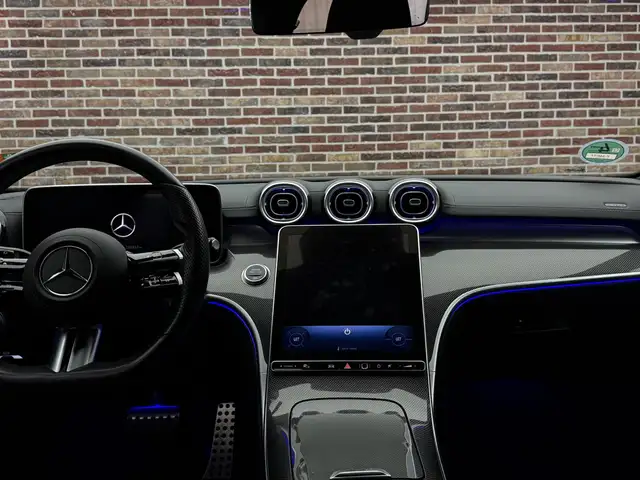 Mercedes-Benz C Class view 13