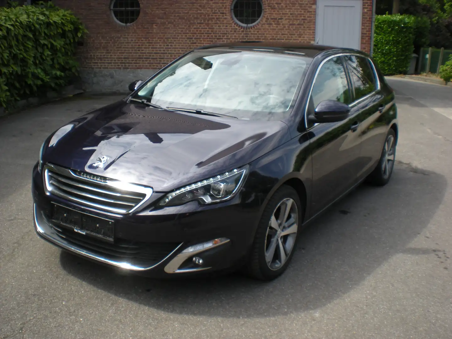 Peugeot 308 1.2 PureTech Allure STT Bleu - 1