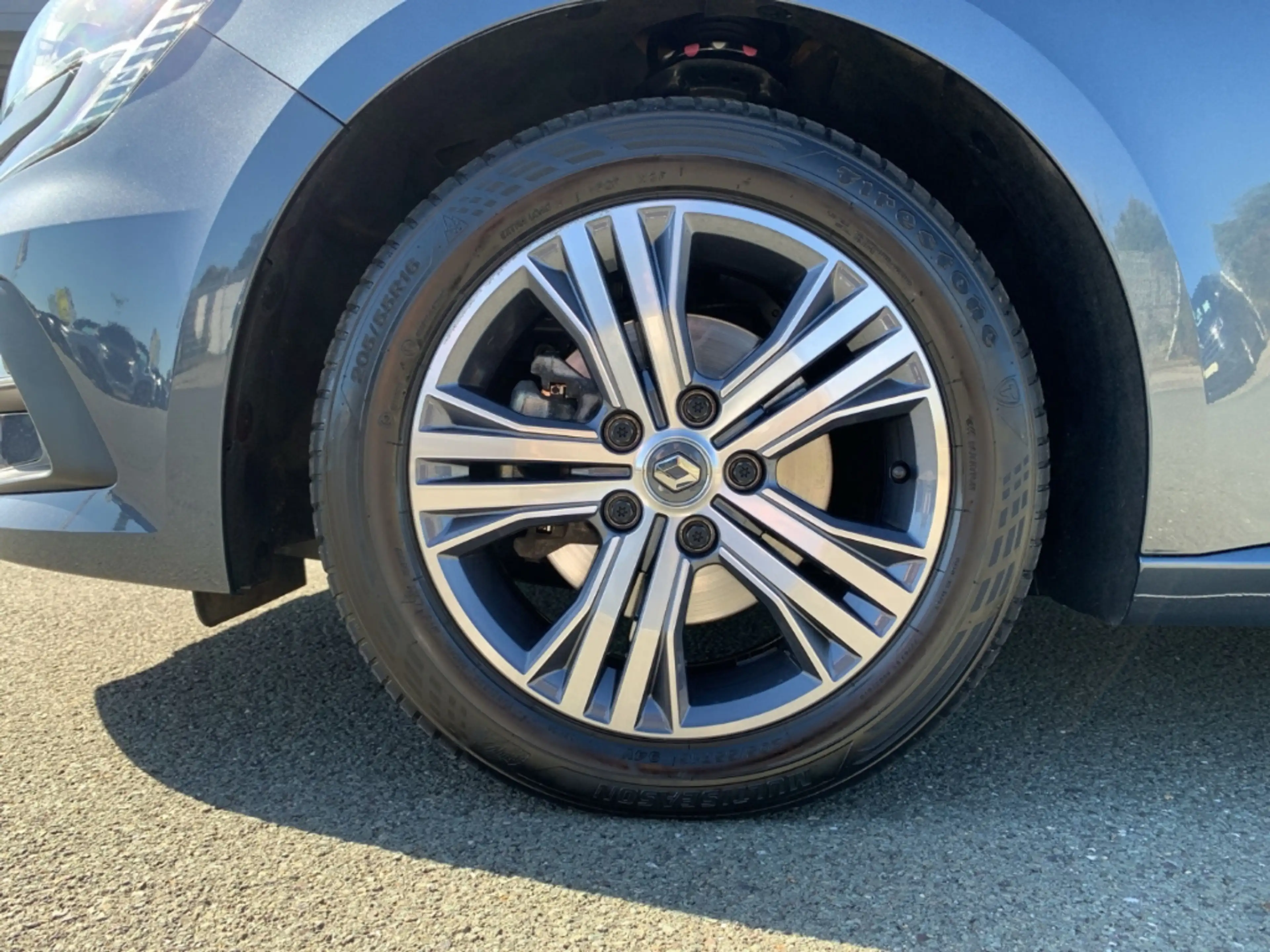 Renault Megane IV GRANDTOUR 1.5 dCI 115 EQUILIBRE Equilibre KAMER — photo 13