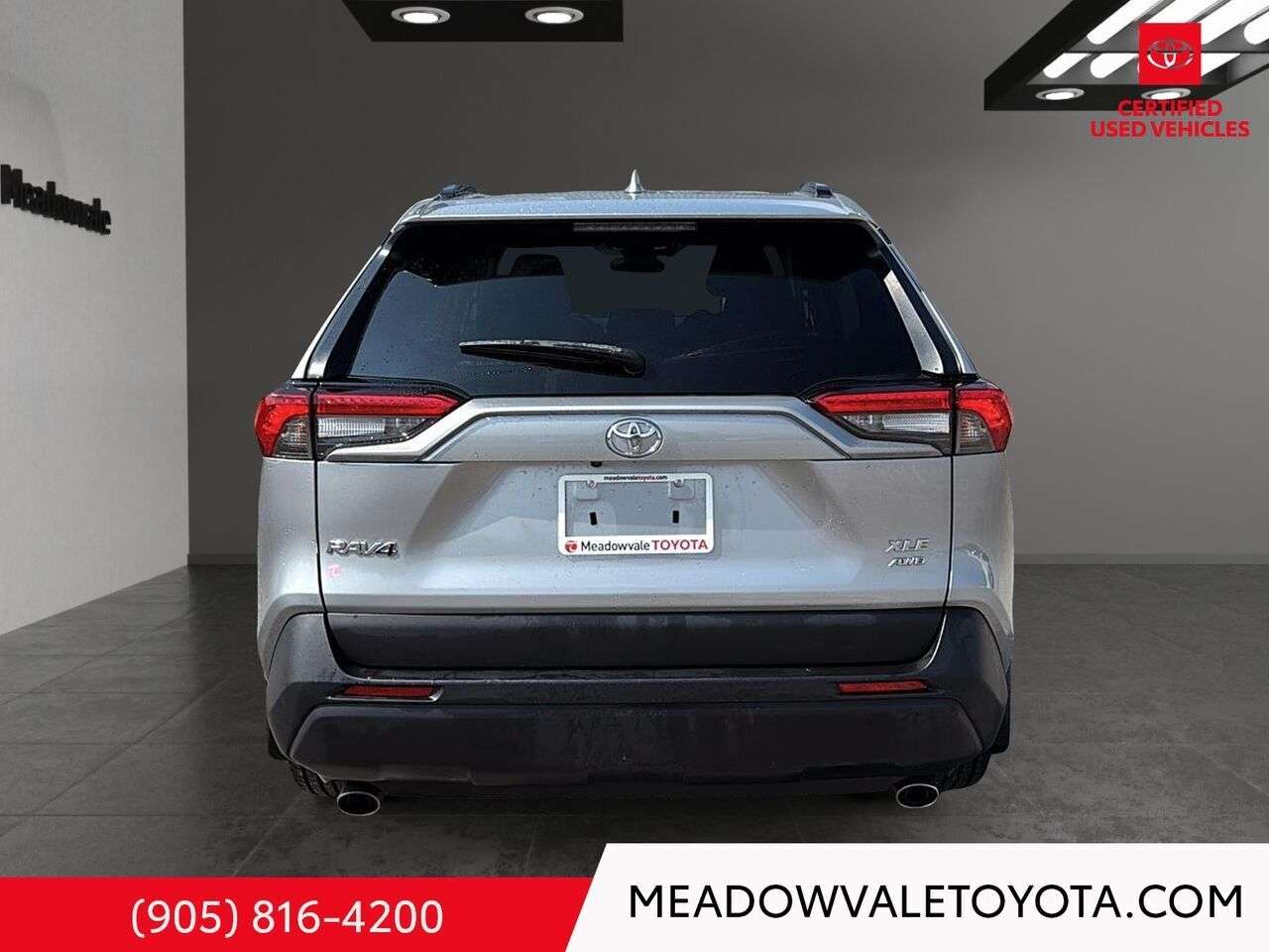 2021 Toyota RAV4 XLE AWD One Owner — снимка 1