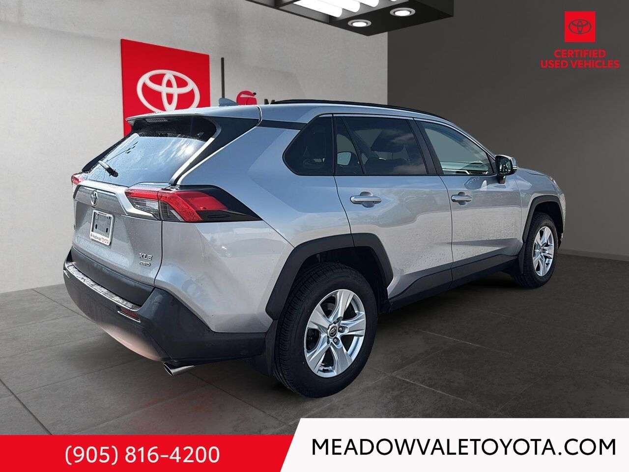 2021 Toyota RAV4 XLE AWD One Owner — снимка 1