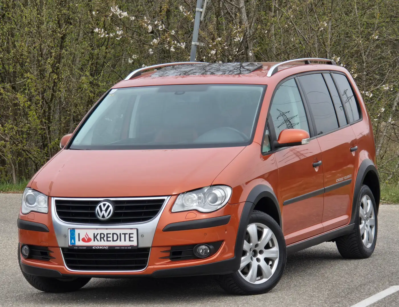 Volkswagen Cross Touran Top* Kredit* 7 Sitzer* Navi* Tempomat* Sitzheizung Portocaliu - 1