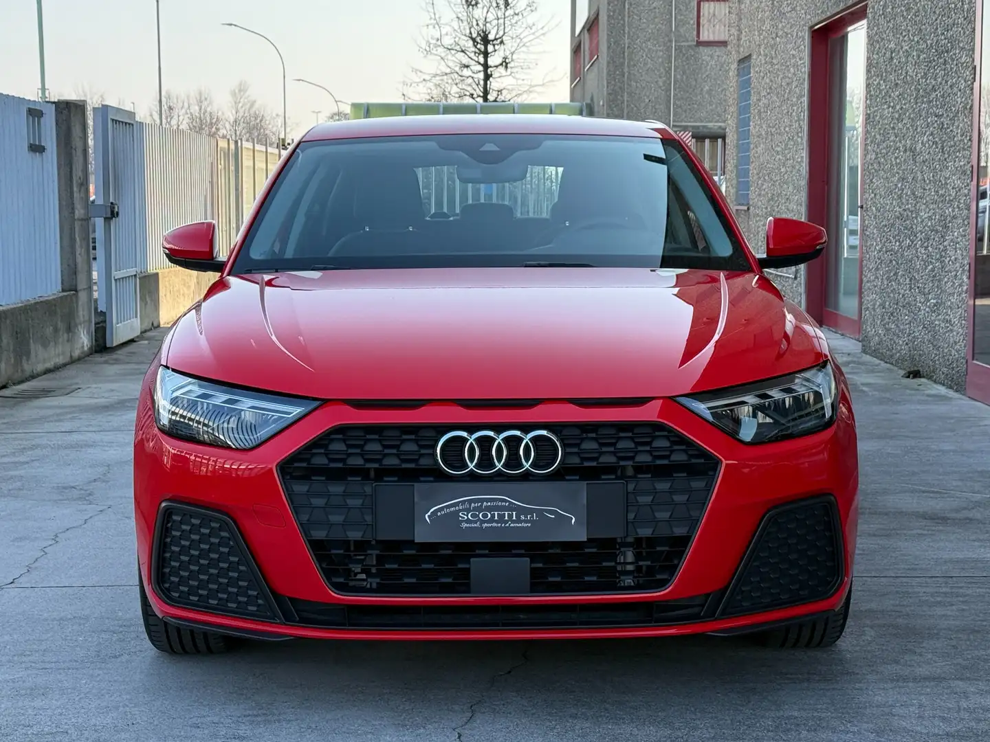 Audi A1 Sportback 25 1.0 tfsi Admired Rot - 2