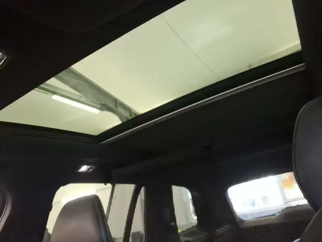 Volvo XC90 view 14