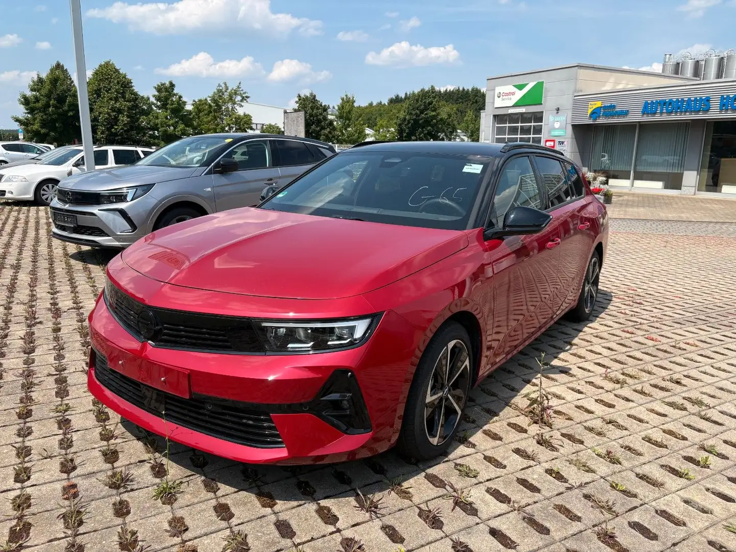 Opel Astra ST 1.2 Turbo 96kW GS Rot - 1