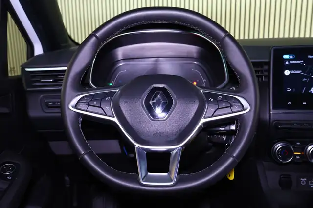 Renault Clio view 25