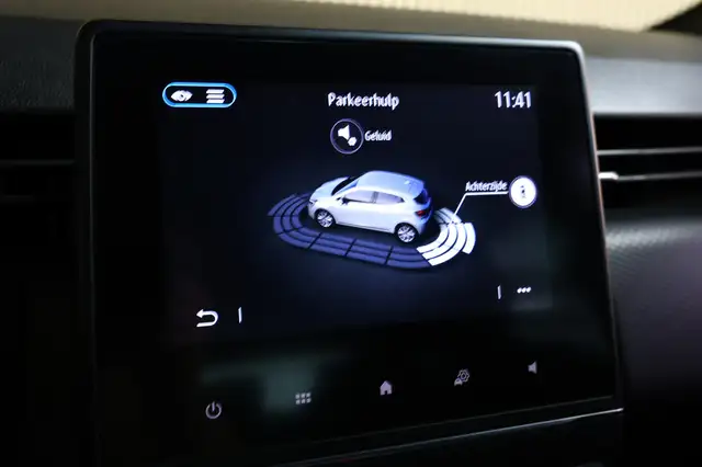 Renault Clio view 21