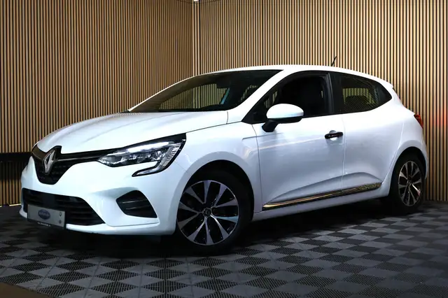 Renault Clio view 10