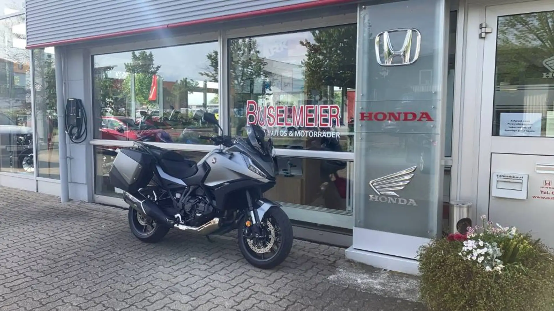 Honda NT 1100 DCT - 2