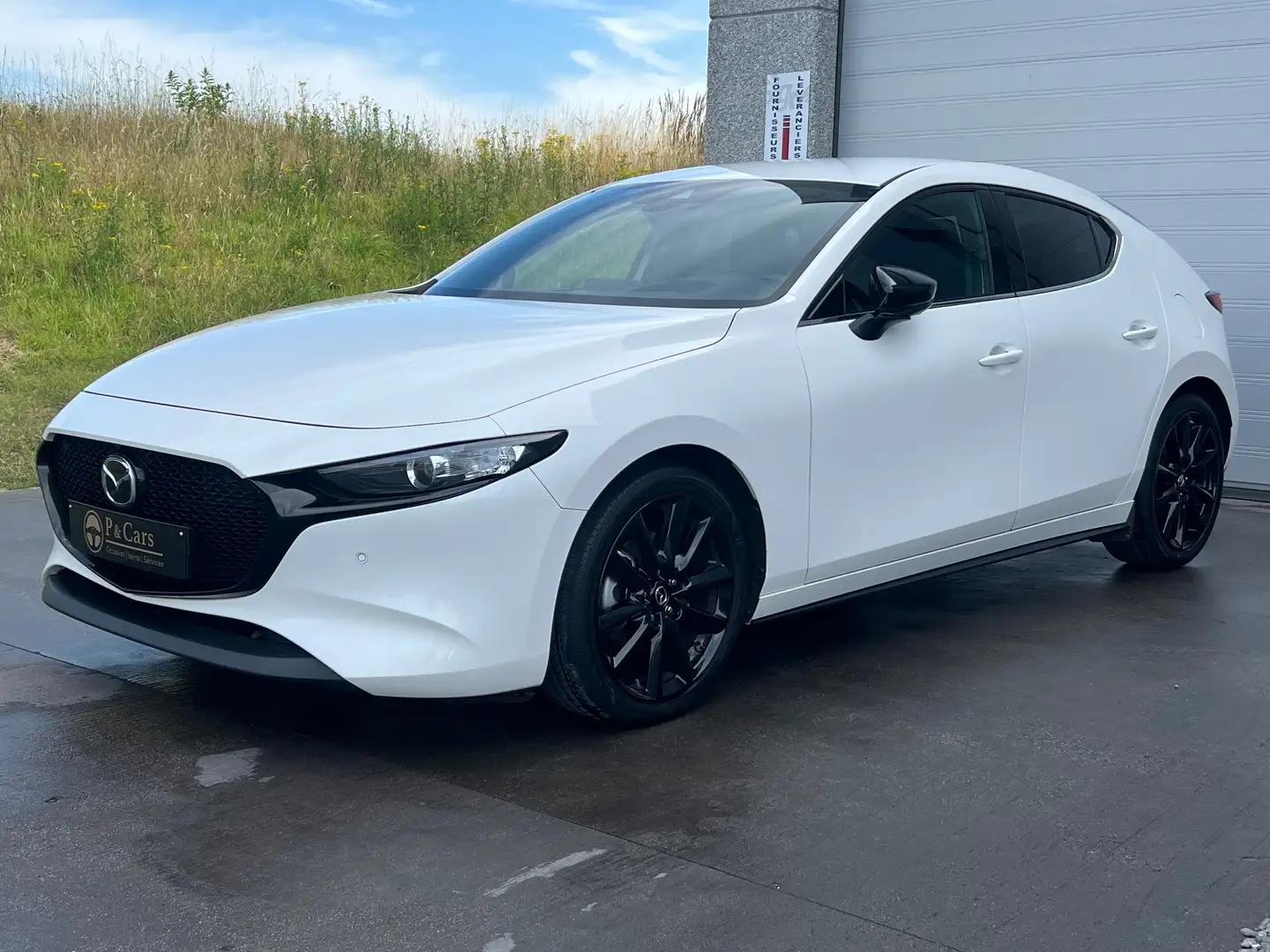 Mazda 3 Hatchback 2.0i e-Skyactiv-G Homura Wit - 1