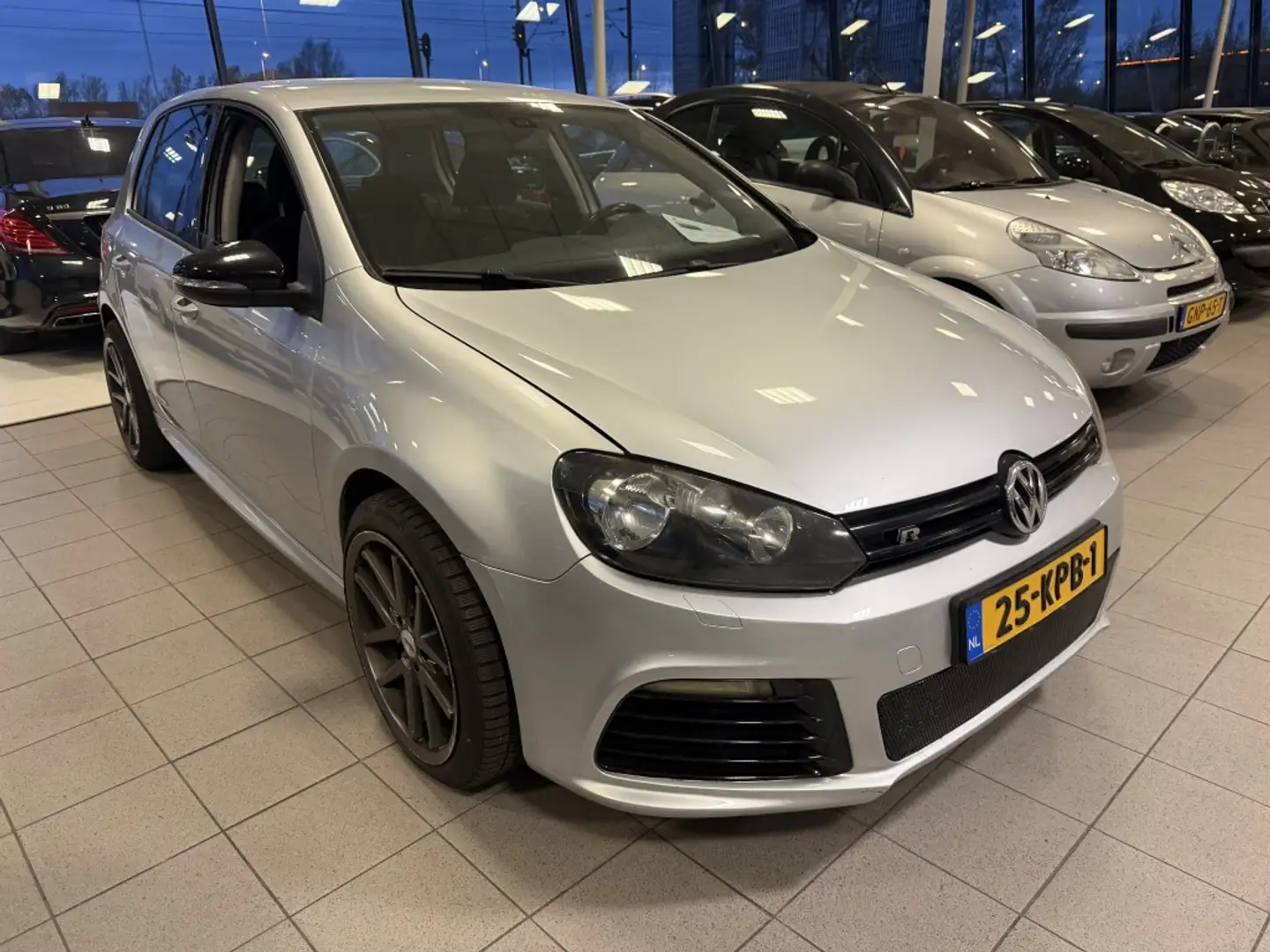 Volkswagen Golf 1.4 TSI Highline Grijs - 1