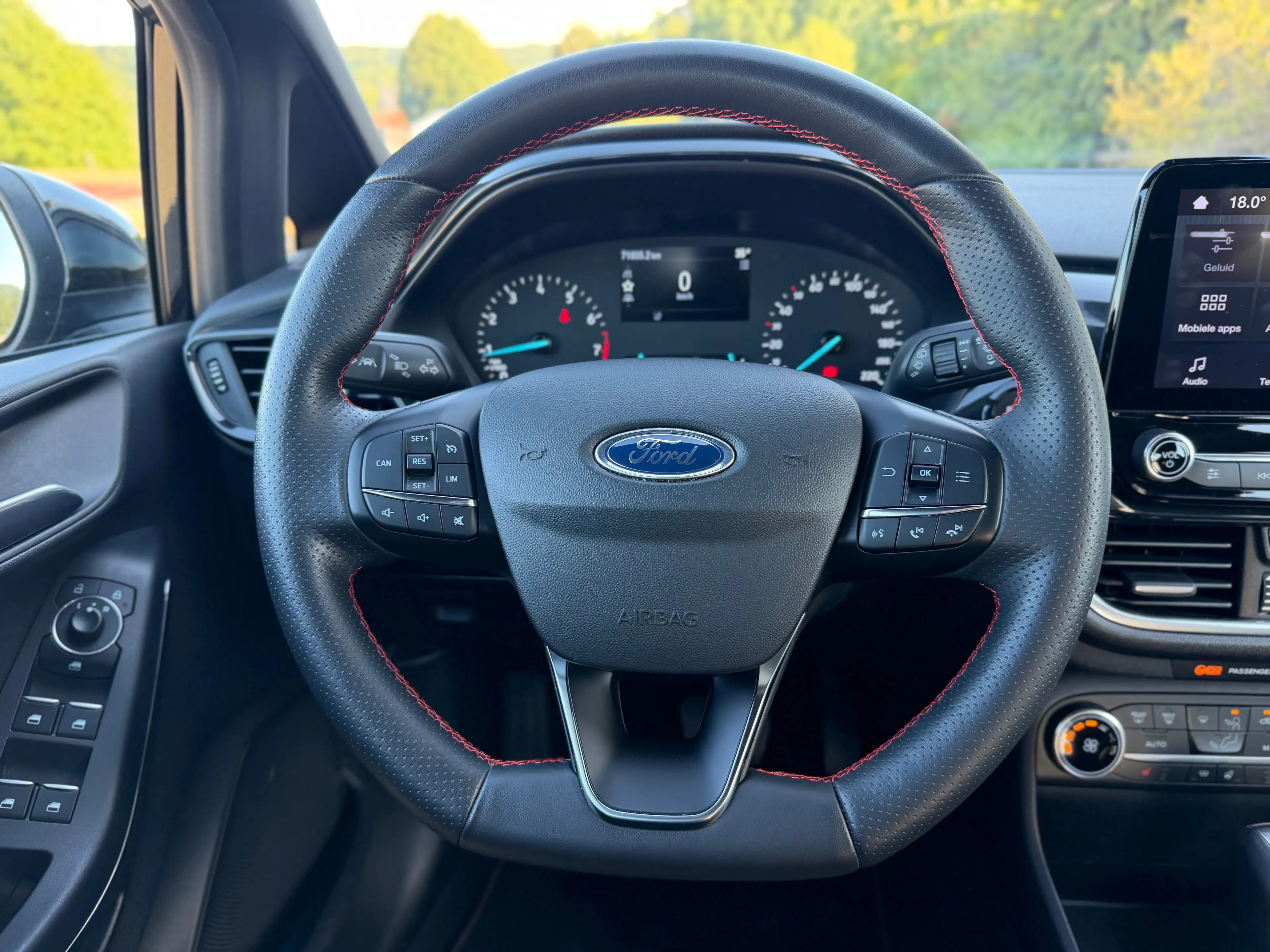 Ford Fiesta Fiesta 1.0 EcoBoost ST-Line (EU6d) — photo 11