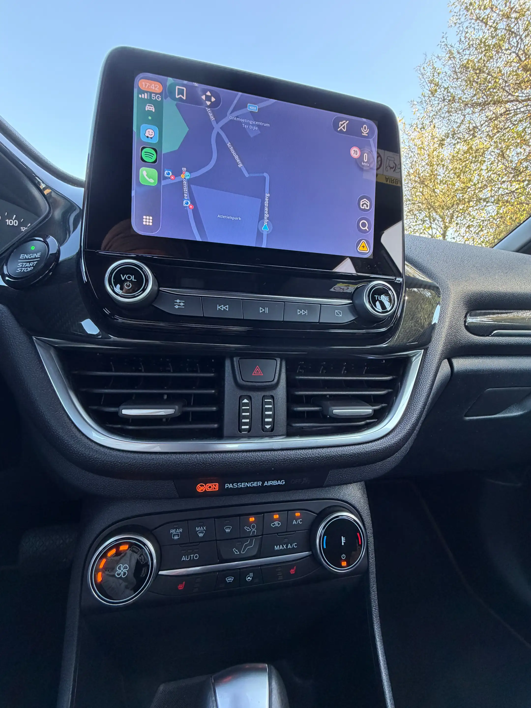 Ford Fiesta Fiesta 1.0 EcoBoost ST-Line (EU6d) — photo 15