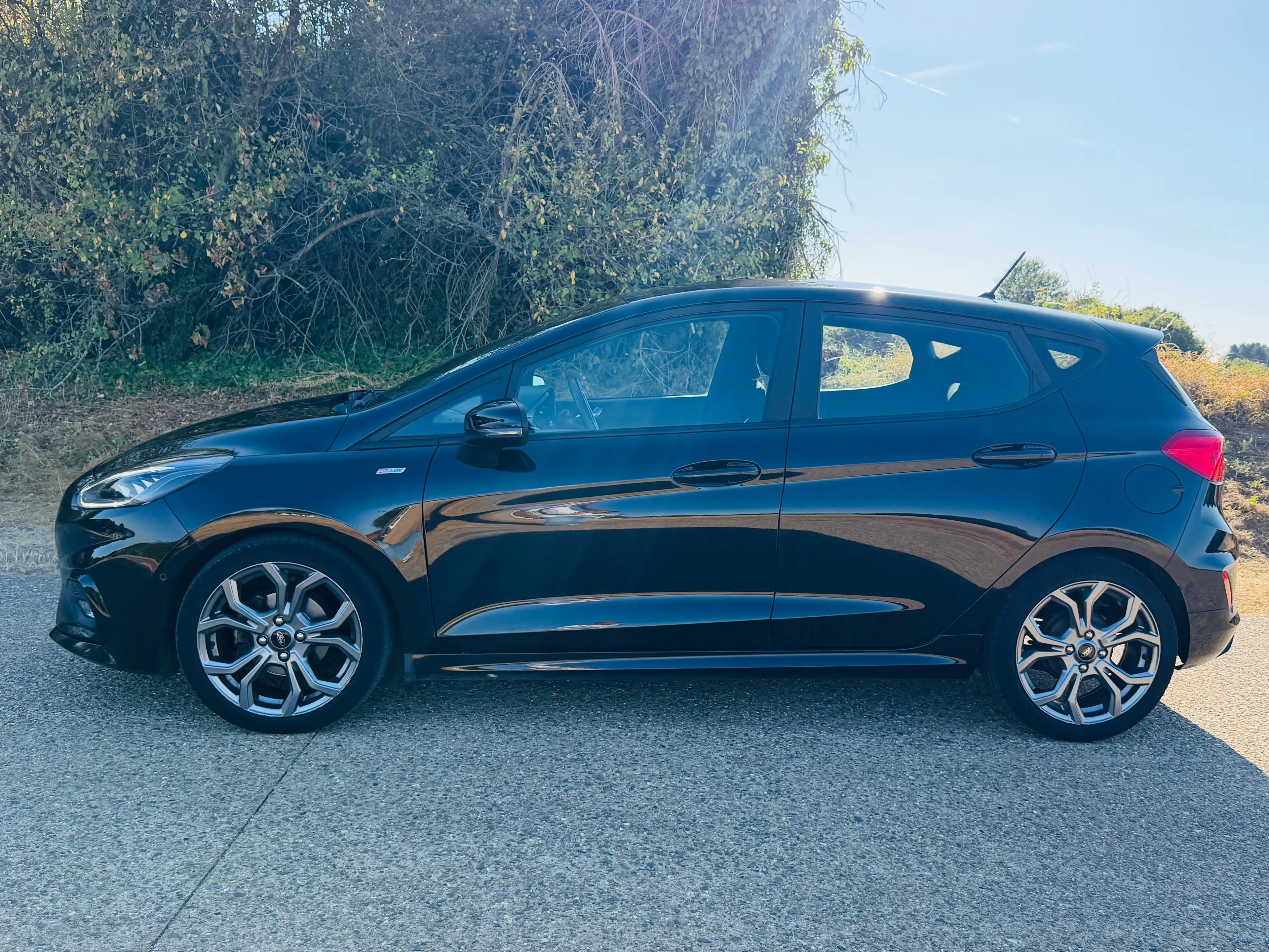 Ford Fiesta Fiesta 1.0 EcoBoost ST-Line (EU6d) — photo 2