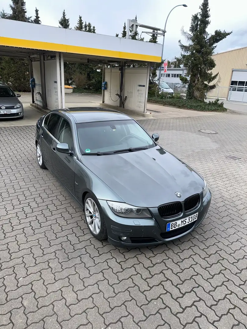 BMW 325 BMW 325d E90 Facelift Top Gepflegt 6-Zylinder ⭐ Grijs - 2