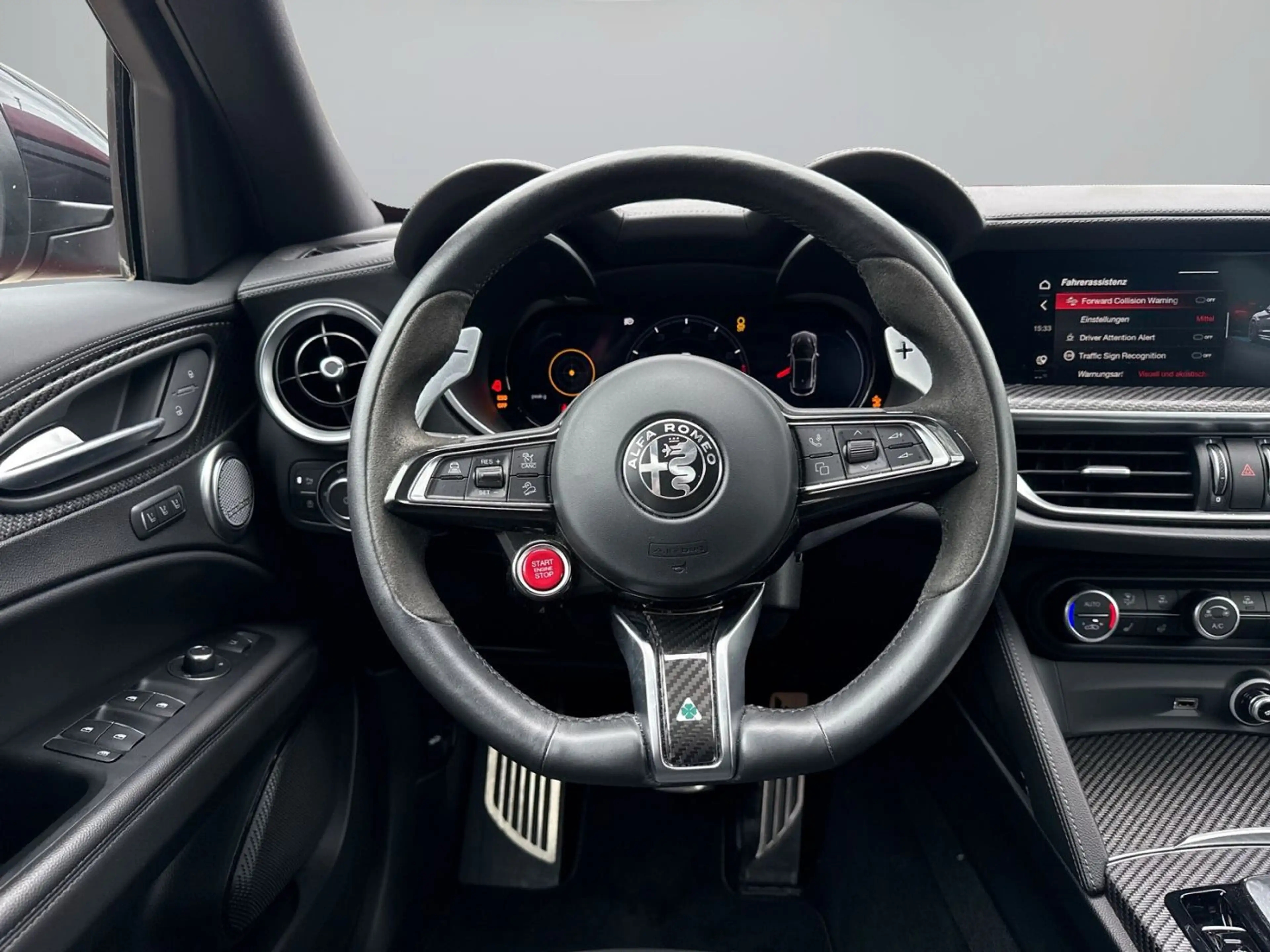 Alfa Romeo Stelvio 2.9 V6 Bi-Turbo QUADRIFOGLIO ACC+LED+SHZ — photo 15