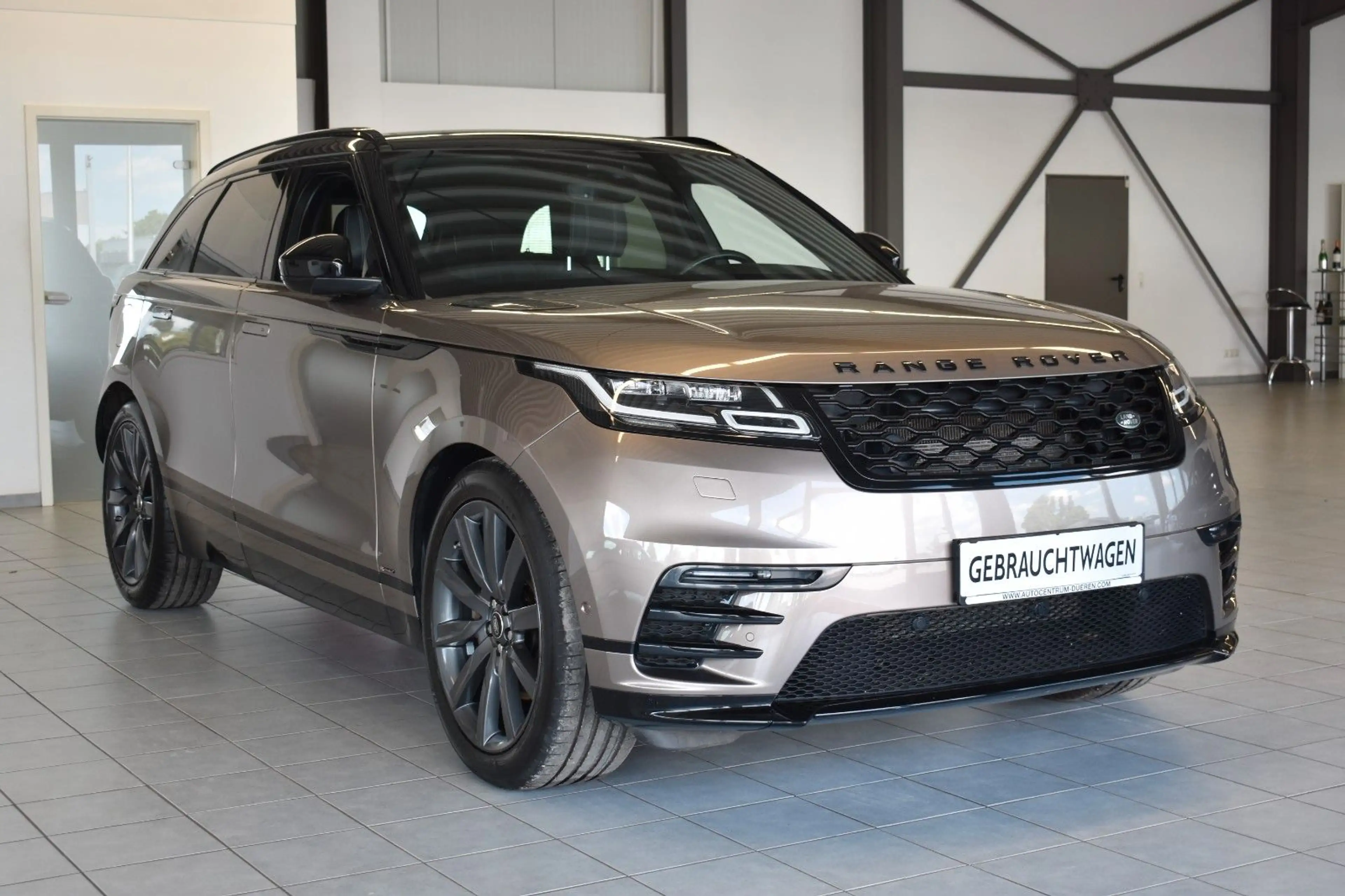 Land Rover Range Rover Velar R-Dynamic SE/LED/PANO/